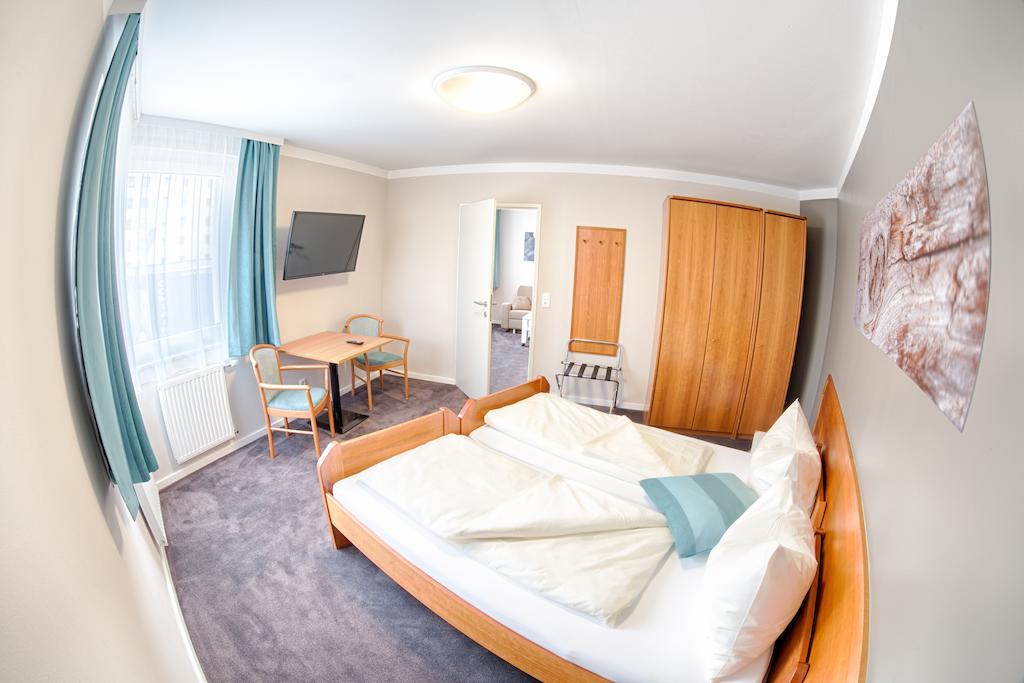 Fruehstueckshotel Waldbauer Bad Schallerbach Ruang foto