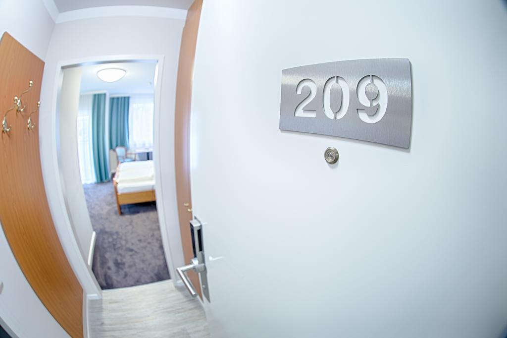 Fruehstueckshotel Waldbauer Bad Schallerbach Ruang foto