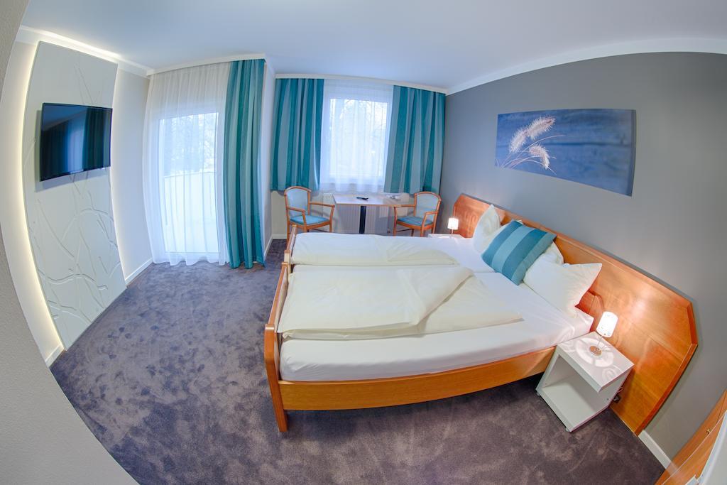 Fruehstueckshotel Waldbauer Bad Schallerbach Ruang foto
